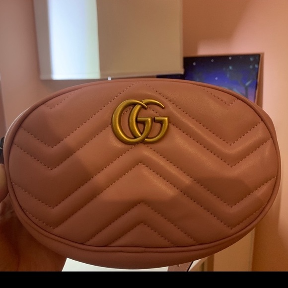 baby pink gucci belt